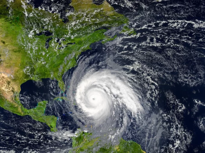 Precauciones a tomar en cuenta ante el aviso de huracán o tormenta tropical (3)